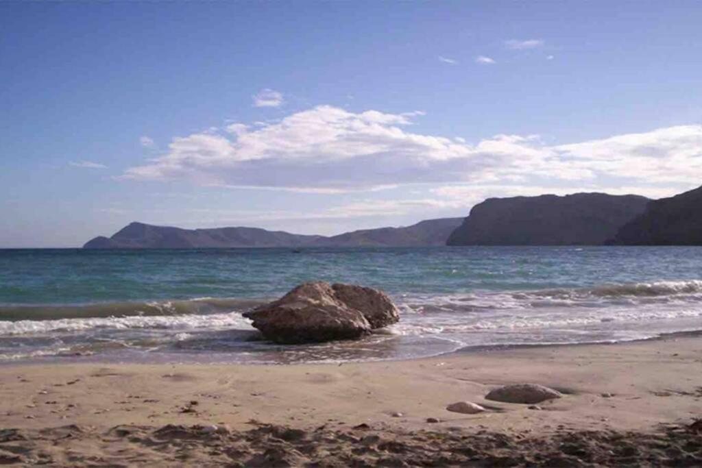 Apartamento A 2 Minutos Andando A La Playa. La Isleta del Moro Kültér fotó